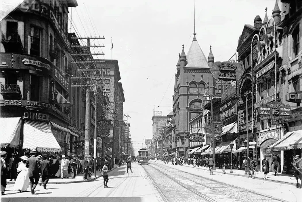 Saga Toronto