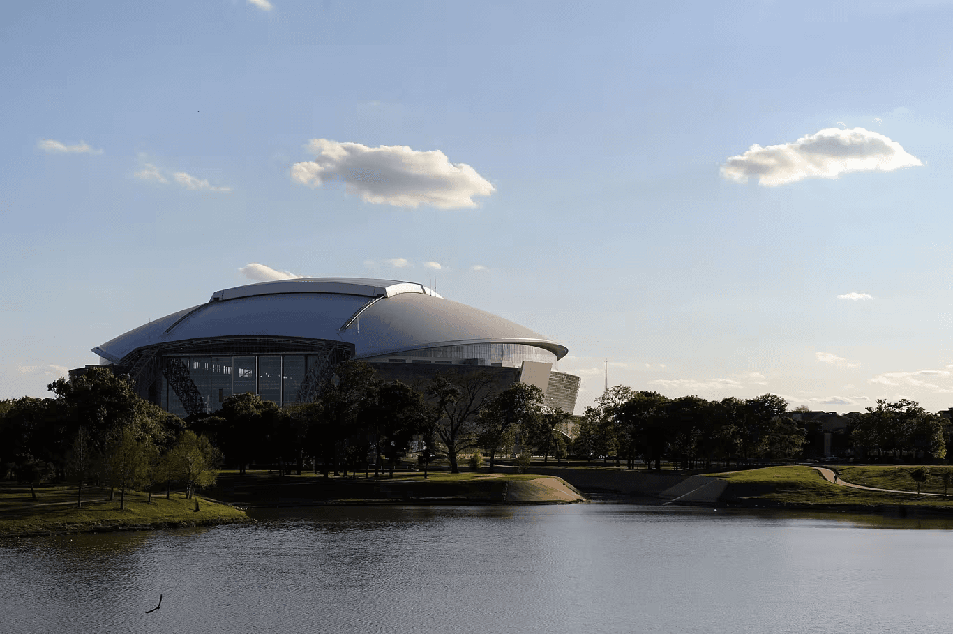 Dalasas stadionas